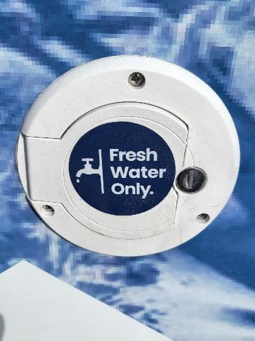 Fresh water level panel
