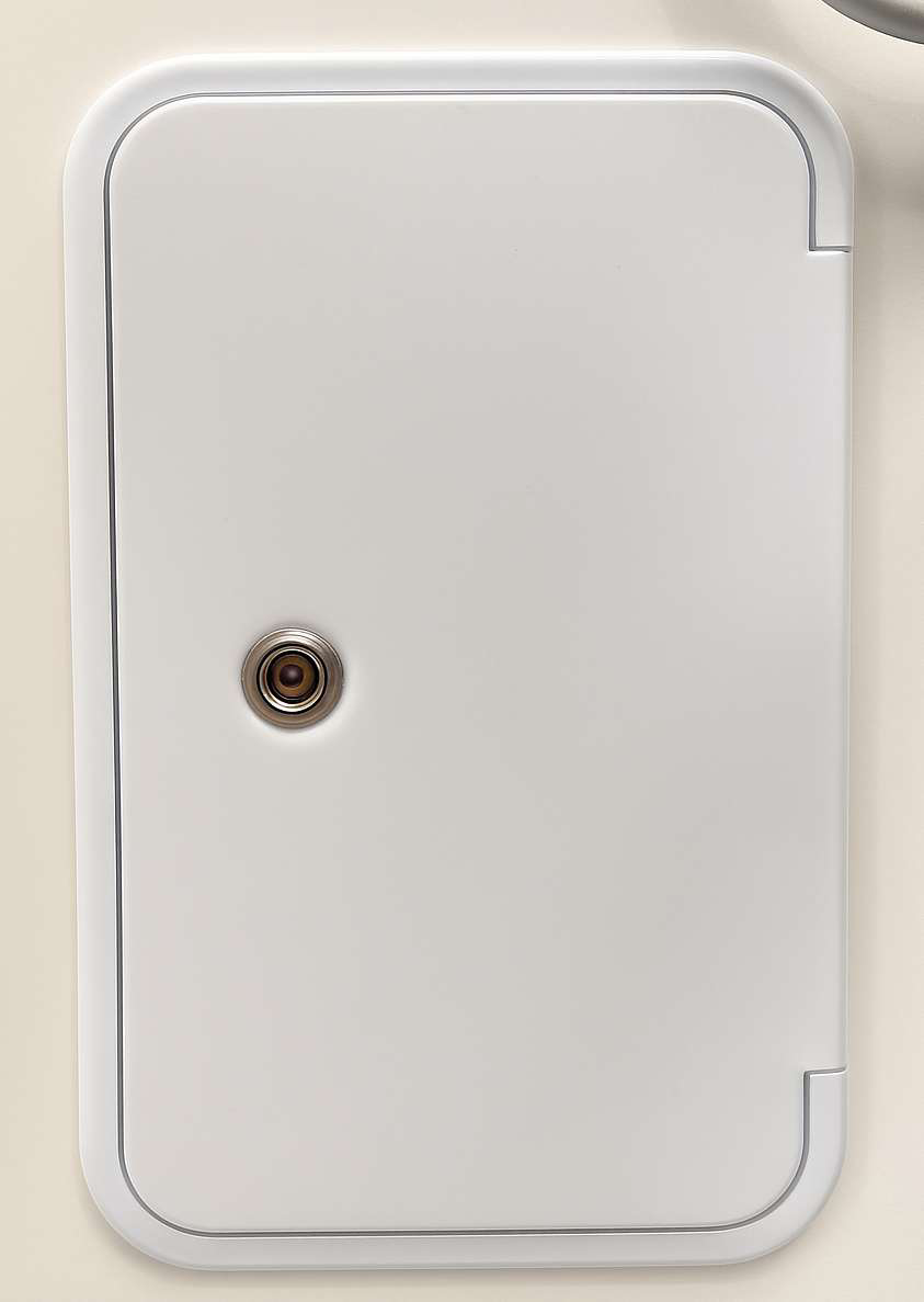 External shower compartment