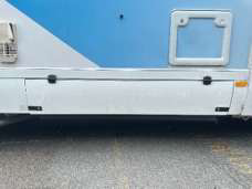 Bottom storage compartment